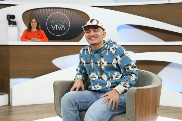 João Gomes e 'Como Treinar seu Dragão': programação de TV hoje