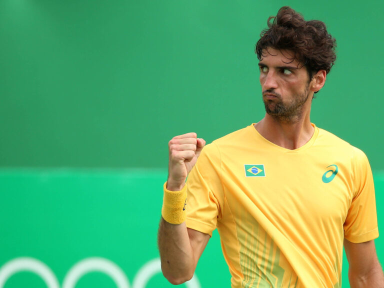 Bellucci aposta em Fonseca para incomodar Sinner e Alcaraz em 2026