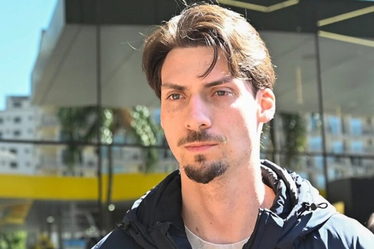 Jair Renan comenta saúde de Bolsonaro após cirurgia recente