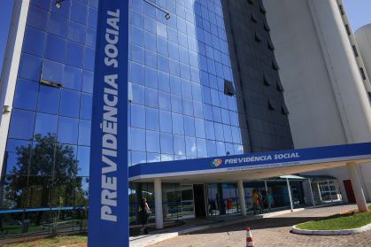 AGU busca recuperar R$ 135 milhões em desvios do INSS