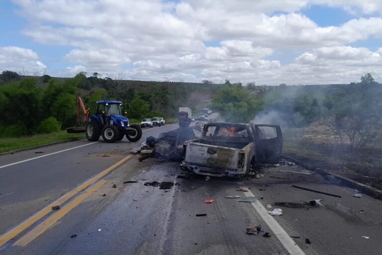 Acidente na BR-101: criança é a 11ª vítima confirmada