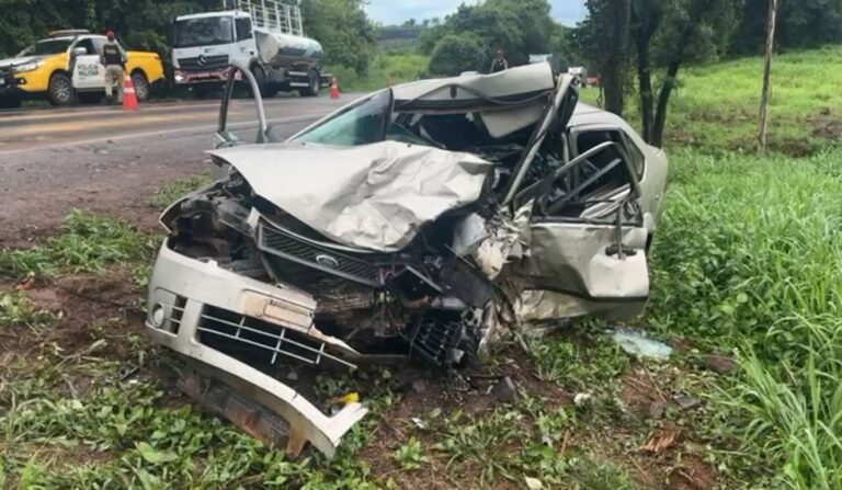 Cinco mortes em acidente na PR-182: um trágico desfecho