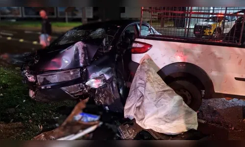 Colisão em Cascavel deixa cinco pessoas feridas na madrugada