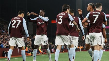 Aston Villa desafia gigantes da Premier League após 10 vitórias