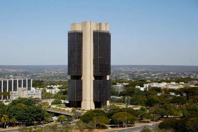 Exoneração de diretores do BC: o que muda na política monetária