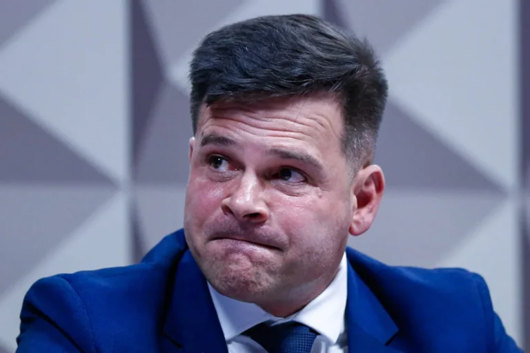 Silvinei Vasques deixa cargo após condenação no STF em 2025