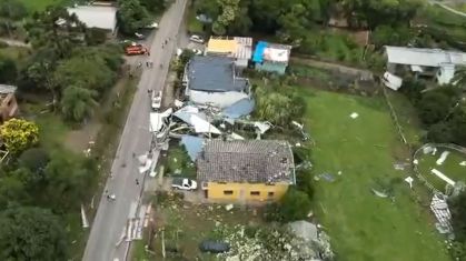 Tornado devastador atinge Farroupilha com ventos de 100 km/h