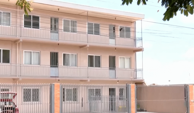 Encontro sexual termina em queda de homem do 3º andar em Cascavel