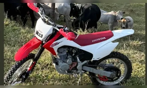 Furto inusitado em Jandaia do Sul: moto retirada por cima do muro