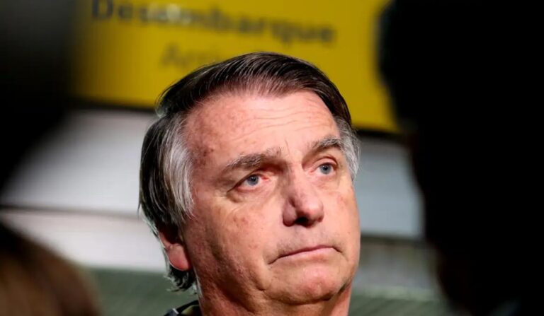 Cirurgia de Bolsonaro autorizada por Moraes, mas com restrições