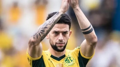 Fluminense negocia contratação de Jemmes, zagueiro do Mirassol