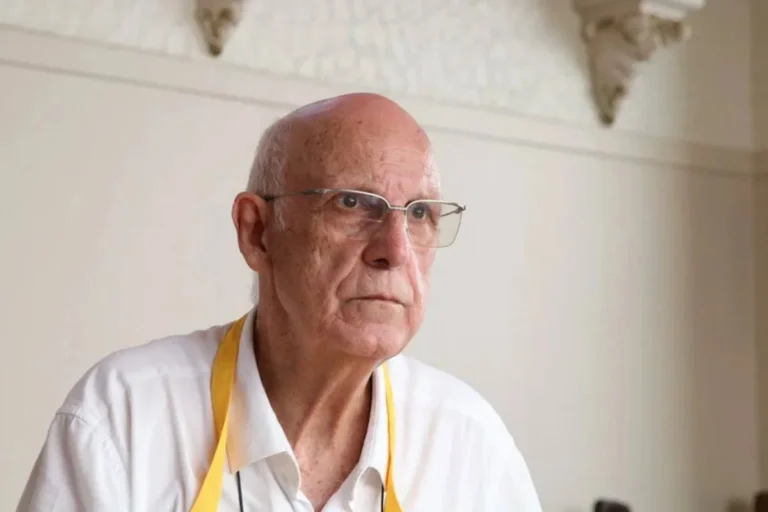 Suspensão das transmissões do padre Júlio Lancellotti gera polêmica