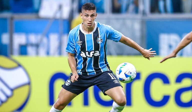 Coritiba quase contratou meia do Grêmio, mas negociação foi cancelada