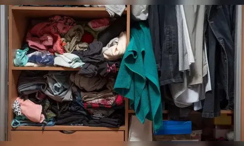 Violência no lar: mulher encontra casa revirada em Jandaia