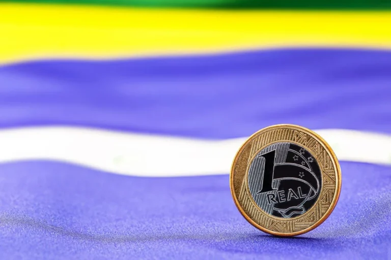 Retração da economia brasileira: IBC-Br aponta queda de 0,2%
