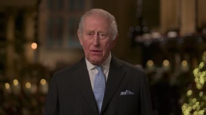 Rei Charles III fala sobre coragem e união na mensagem natalina