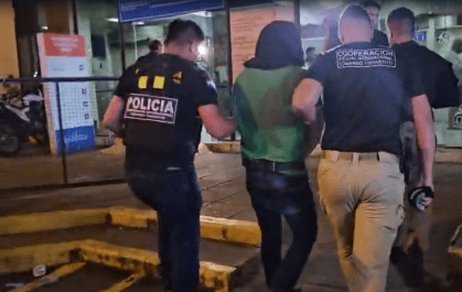 Silvinei Vasques é entregue a autoridades brasileiras após prisão