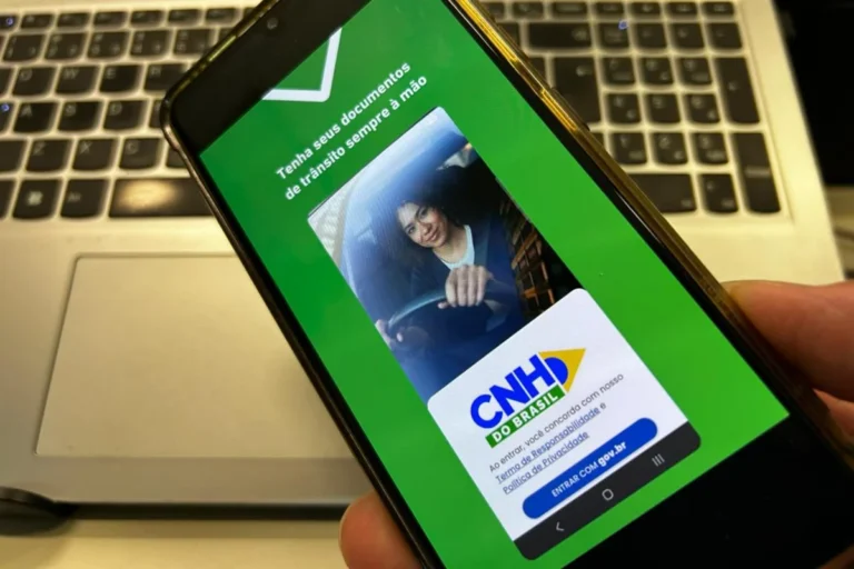 CNH gratuita: veja como obter o documento sem custos altos