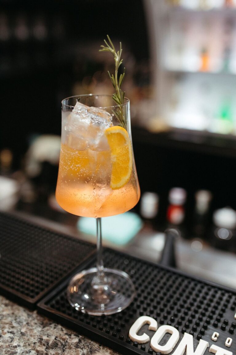 Receitas de drinques para brilhar nas festas de fim de ano