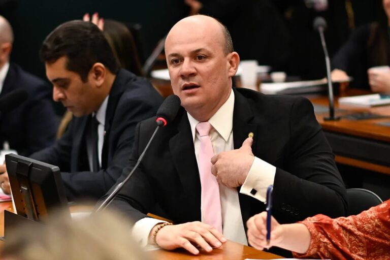Impeachment de Moraes: Oposição intensifica pressão em dezembro