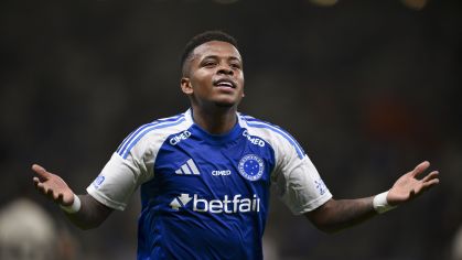 Arroyo marca pelo Cruzeiro e empata confronto com Corinthians