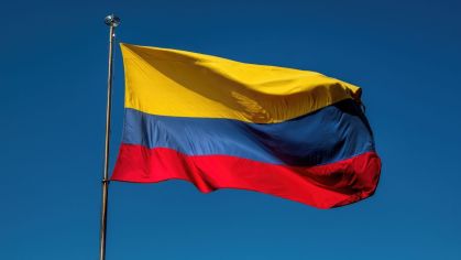 Colômbia suspende vendas de eletricidade e cobra tarifas do Equador