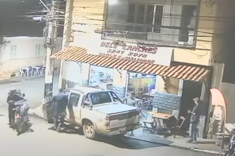Caminhonete atropela professor de 70 anos em São Gonçalo do Sapucaí