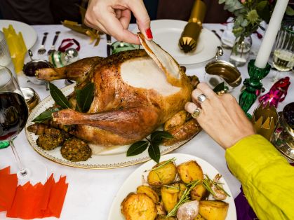Como lidar com a ansiedade alimentar nas festas de fim de ano