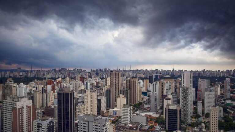 Chuvas fortes devem atingir São Paulo nesta sexta-feira