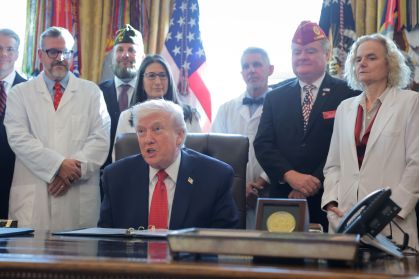 Maconha: Trump assina decreto para reclassificação e pesquisa