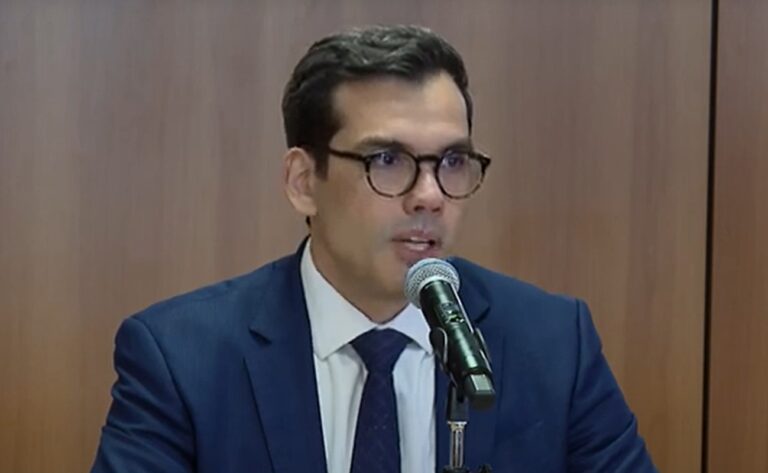 Presidente dos Correios detalha novo modelo de negócio para 2025