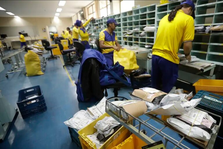 Greve dos Correios: mediação do TST termina sem acordo