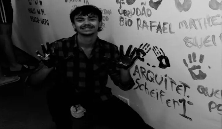 Adolescente de 17 anos esfaqueado em Ponta Grossa: um crime brutal