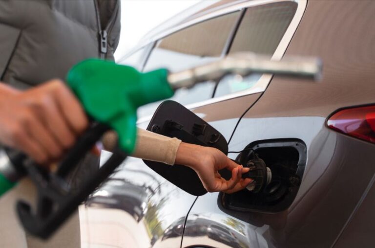 Gasolina ou etanol? Entenda qual é a melhor opção para viagens