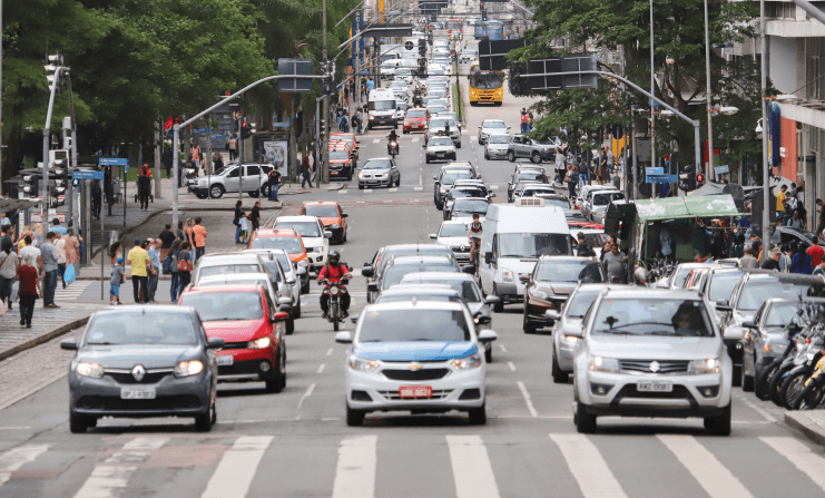 Carros híbridos isentos de IPVA em SP em 2026