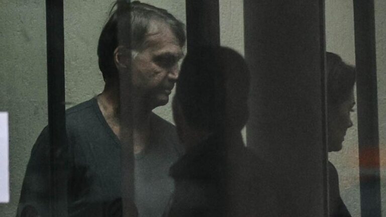 Hospitalização de Bolsonaro: cerco policial e restrições rígidas