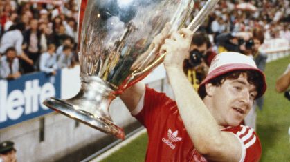 John Robertson, lenda do Nottingham Forest, falece aos 72 anos