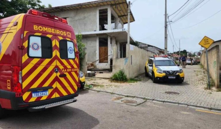 Adolescente baleado após tentativa de agressão a policial em Curitiba