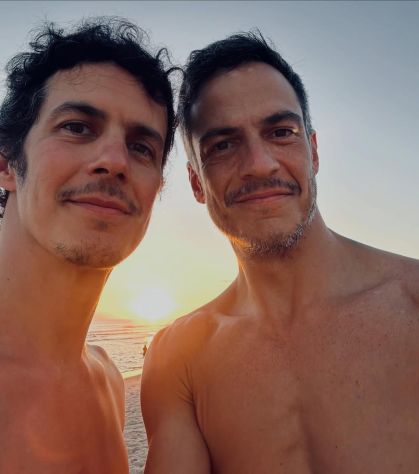 Mateus Solano e irmão caçula geram confusão na web com semelhança