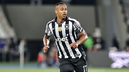 Palmeiras busca Marlon Freitas do Botafogo como reforço ideal