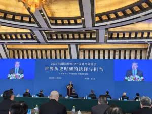 Análise Crítica: A Situação da China e seus Desafios em 2026