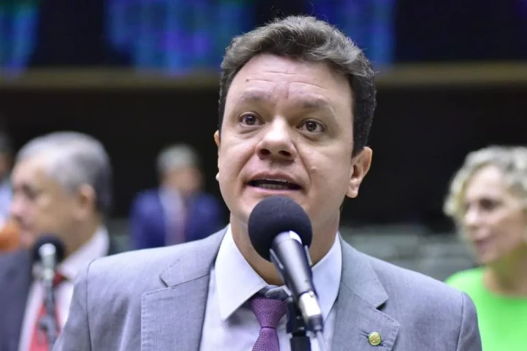 Acordo para indicar deputado do PT ao TCU segue firme