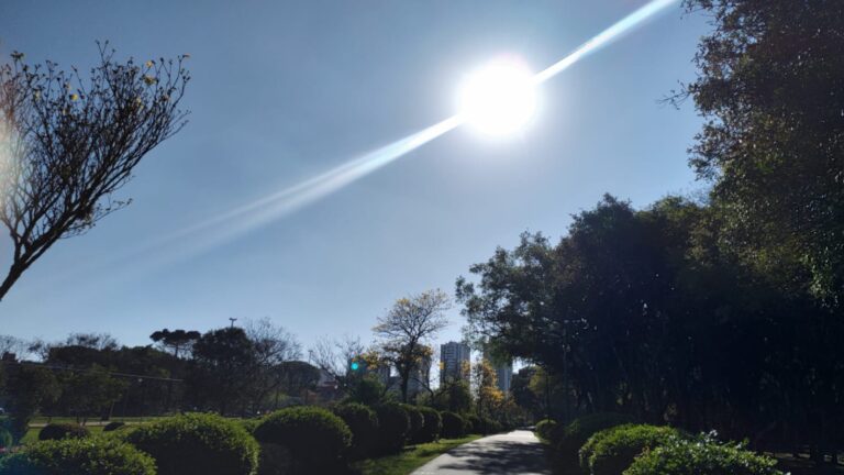 Calor no Natal de 2025: Vórtice ciclônico e suas consequências