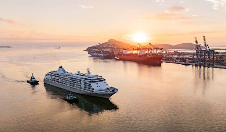 Turismo em alta: Porto de Paranaguá recebe cruzeiro internacional
