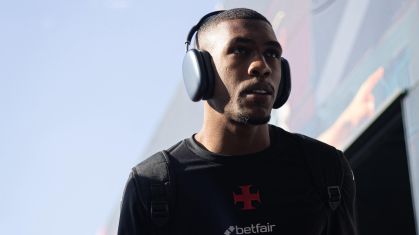 Diniz orienta Rayan sobre futuro: "Fique no Vasco até 2026"