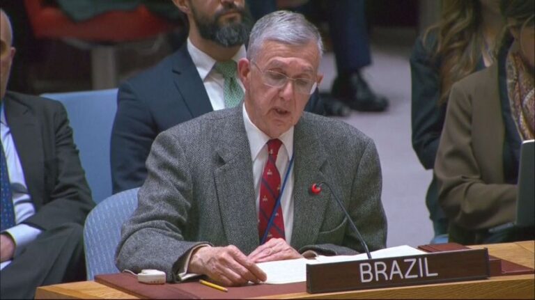 Brasil critica EUA por violações da ONU e pede diálogo na Venezuela