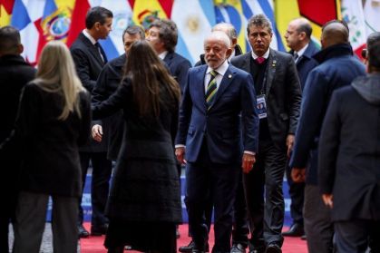 Ministros alertam sobre Maduro e Mercosul-UE em cúpula