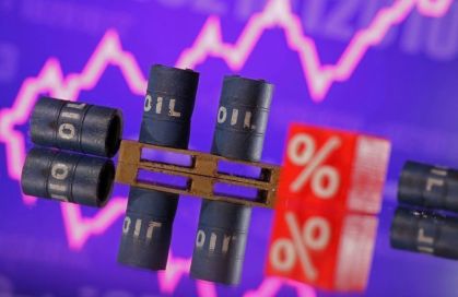 Petróleo e tensões geopolíticas: alta em dezembro de 2025