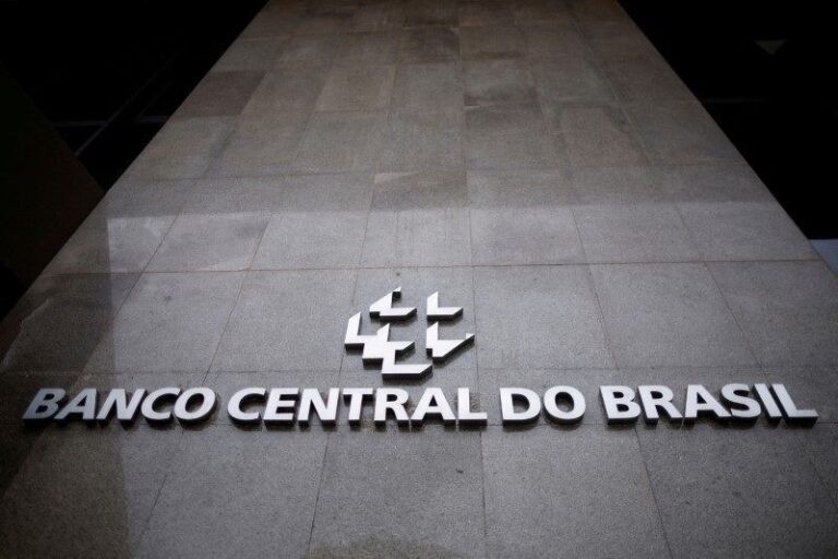 Fraudes entre Banco Master e Reag impactam investidores e geram crise política