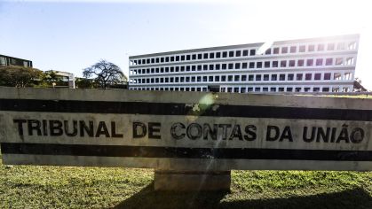 MP e TCU investigam pagamentos acima do teto na AGU